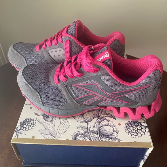 REEBOK ZIGTECH SHOES - Picture 6 of 11